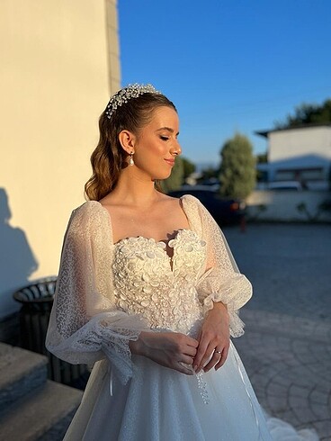 AYSİRA HELEN GELİNLİK