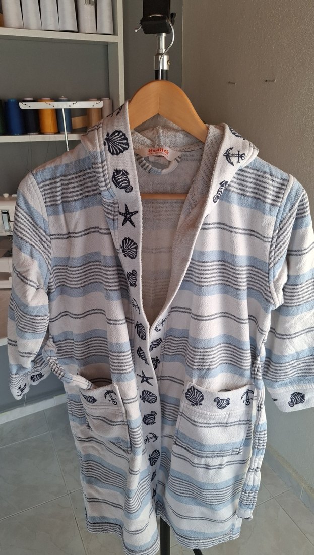 Erkek Çocuk Kapüşonlu Bornoz Mavi Çizgili 9_10 yaş - Görsel 2