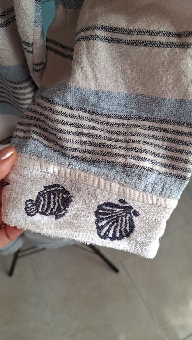 Erkek Çocuk Kapüşonlu Bornoz Mavi Çizgili 9_10 yaş - Görsel 4