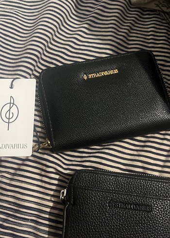 Stradivarius Stradivarius Kadın Siyah Deri Fermuarlı Cüzdan ve kartlık