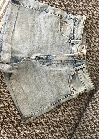 Stradivarius kot şort