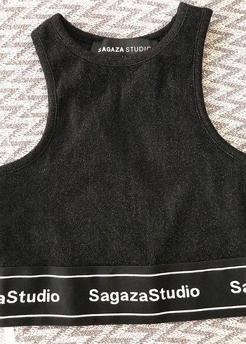 Sagaza madrid simli crop top