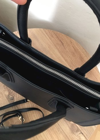 Stradivarius Siyah Deri Kadın İş Çantası