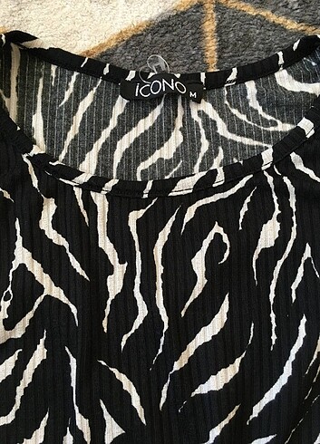 m Beden Zebra desenli bluz