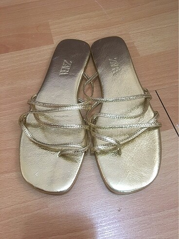 36 Beden Zara gold terlik