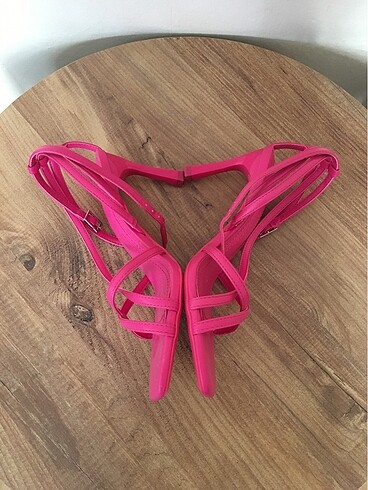 37 Beden pembe Renk Bershka pembe topuklu ayakkabı