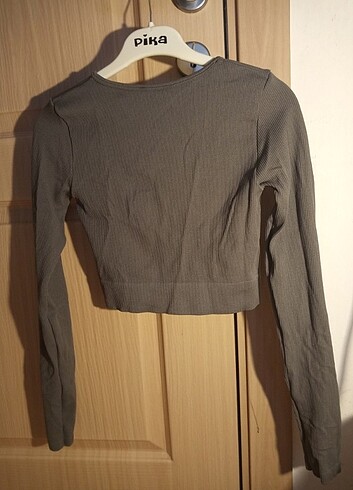 s Beden Pullbear crop kazak