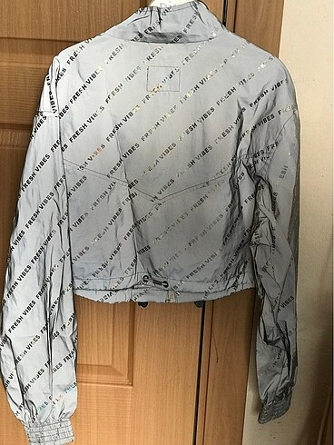 m Beden gri Renk Bershka reflektör bomber ceket