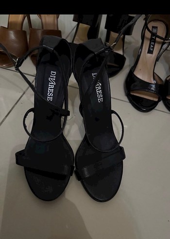 Siyah Minimalist Stiletto Topuklu Kadın Ayakkabı
