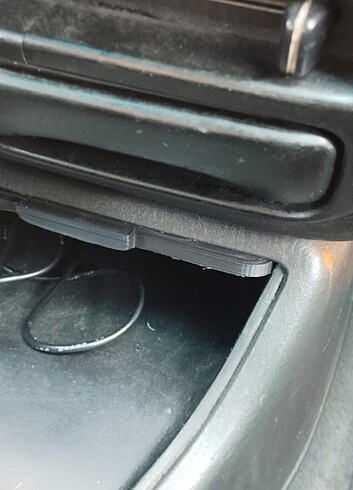 Beden Hyundai Accent Yumurta Kasa Uyumlu Bardaklık