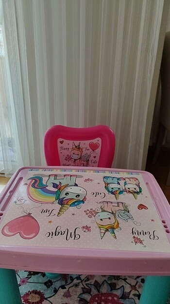 Unicornlu Çocuk Masası