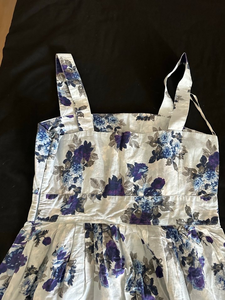 Çiçek Desenli askılı  Midi Elbise - Görsel 3