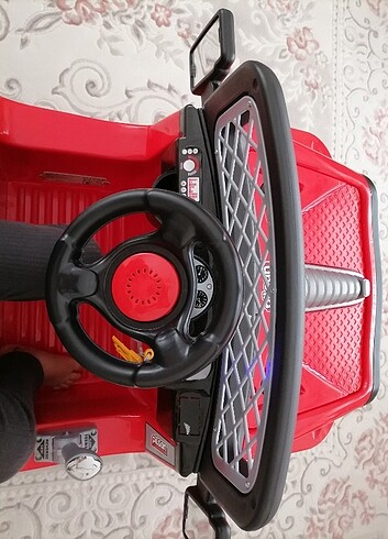 Beden 6 Volt pilsan akülü araba