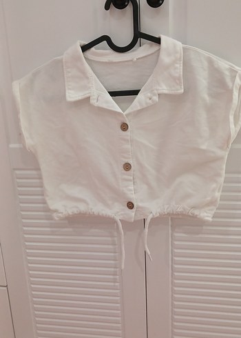 Düğmeli Beyaz Kısa Kollu Crop gömlek - Görsel 5