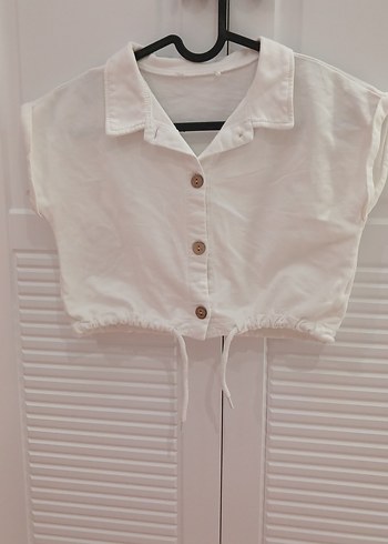 Düğmeli Beyaz Kısa Kollu Crop gömlek - Görsel 6