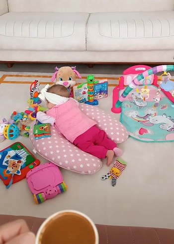 Bebek Emzirme ve Hamilelik Yastığı Beyaz pembe yıldız desenli - Görsel 3