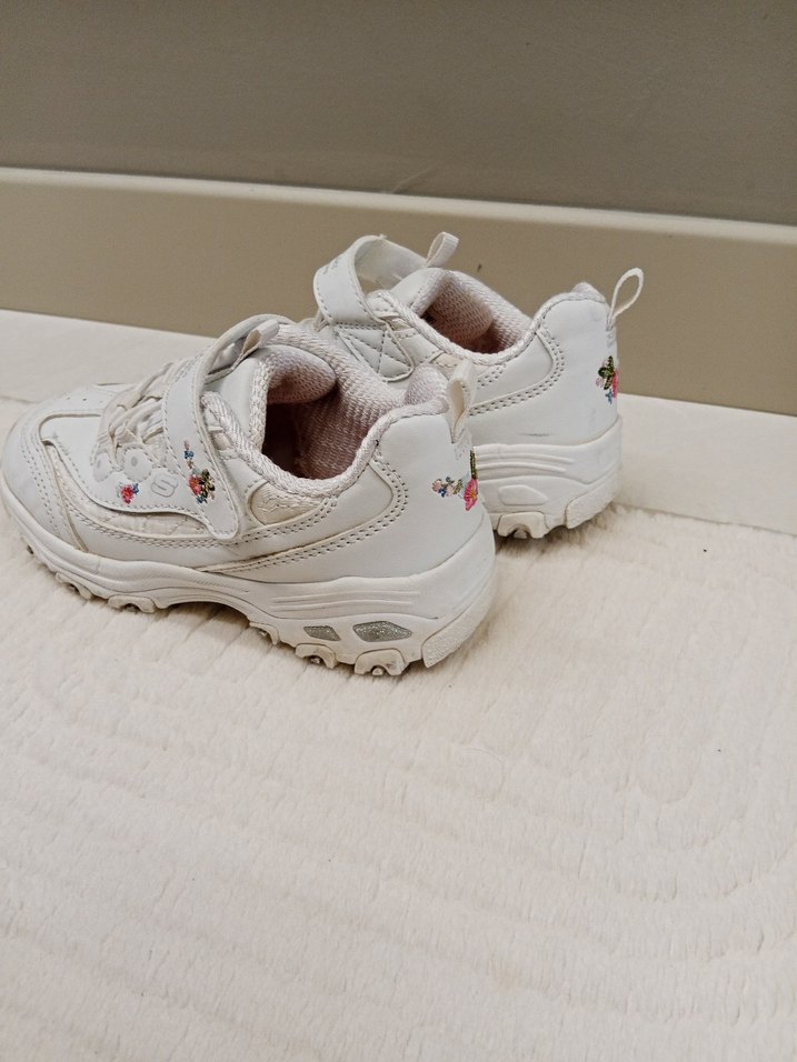 orjinal skechers Kız Çocuk Beyaz Nakışlı Cırtlı Spor Ayakkabı 26 - Görsel 5