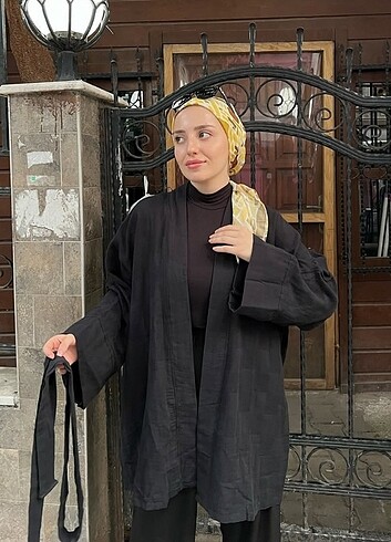 Diğer Belden bağcıklı kimono