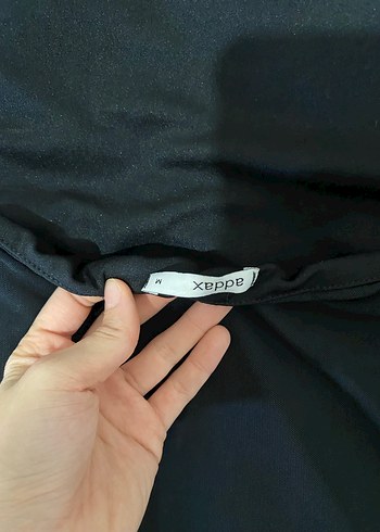 Siyah Yüksek Yakalı Kolsuz Body - Görsel 3