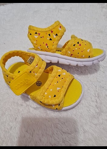 20 Beden Vicco 20 numara bebek sandalet