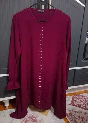 Bordo mürdüm arası bir renk Düğmeli detaylı Kadın Tunik