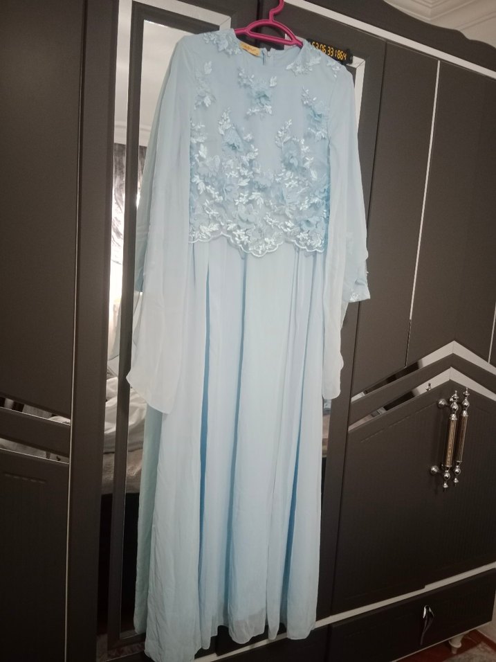 Mavi Nakışlı Uzun Kollu Drapeli Kadın Abiye 3 d çiçek detaylı - Görsel 2