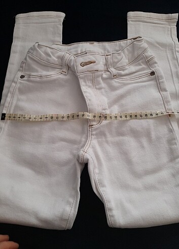9 Yaş Beden LC Waikiki 9 yaş pantolon