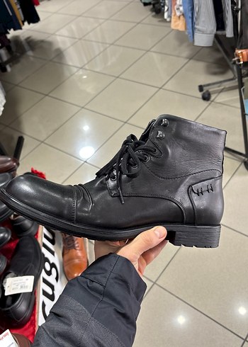 Erkek Siyah Deri Bağcıklı Biker Bot - Görsel 3