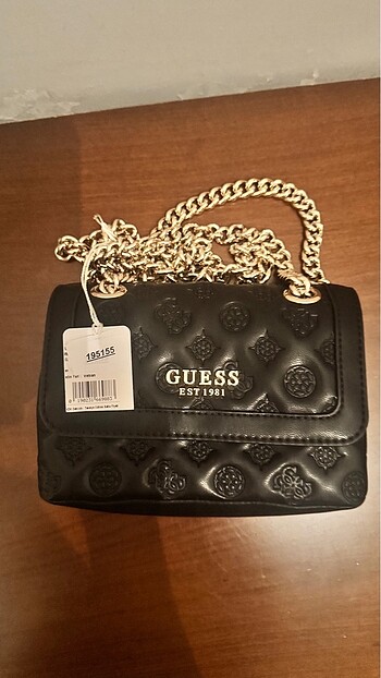 Beden Guess etiketli hiç kullanılmamış çanta