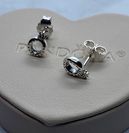 Pandora O Taç Charm