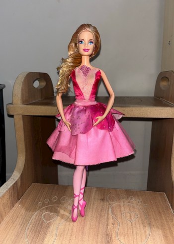 Barbie Pink Shoes Film Bebeği Koleksiyonluk