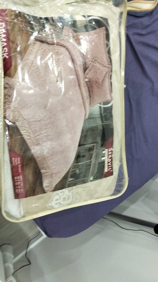 pembe İşlemeli Yatak Örtüsü - Görsel 4