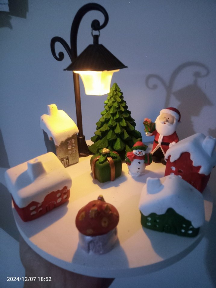 Işıklı Noel Figürleri Seti - Görsel 4