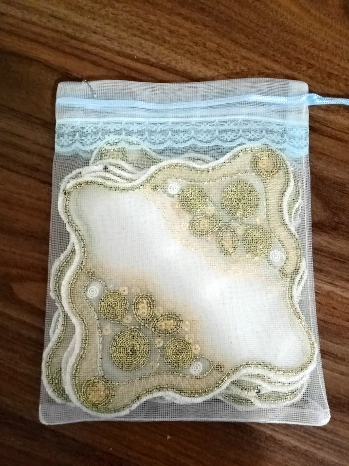 Bohem İşlemeli Altın Detaylı kahve sunum peçetesi - Görsel 5