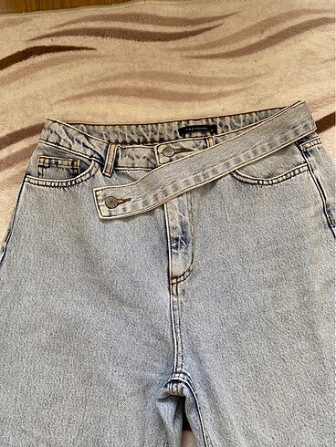 Kemerli kot pantolon