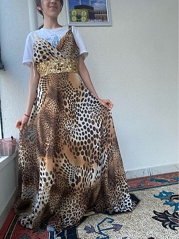 Leopar desenli uzun elbise