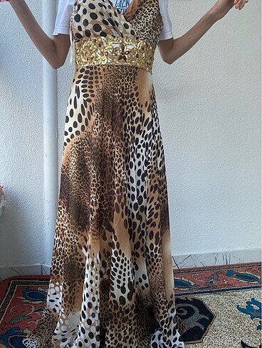 42 Beden camel Renk Leopar desenli uzun elbise