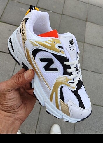 New Balance 530