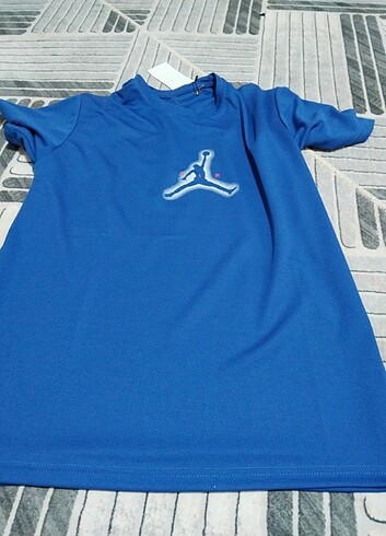 l Beden T-shirt 