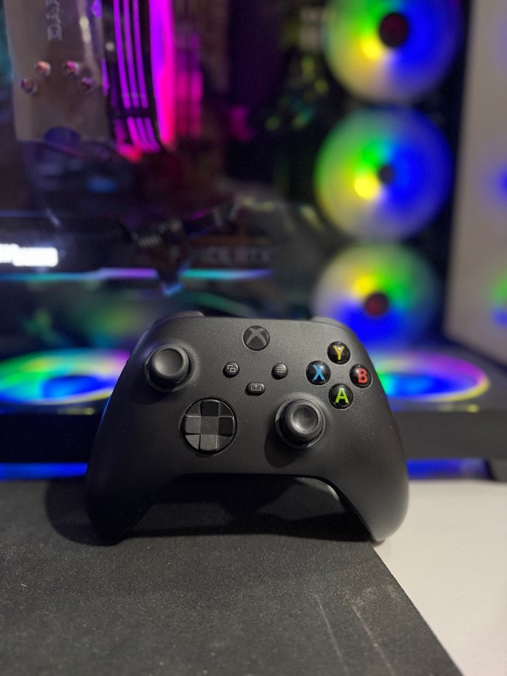 XBOX SERİES X KUTULU 1 TB TERTEMİZ - Görsel 2