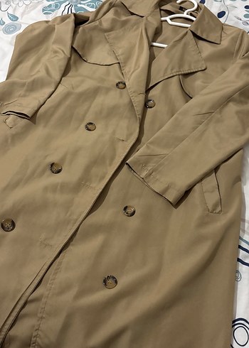 Bej Uzun Düğmeli Kadın Trençkot - Görsel 3