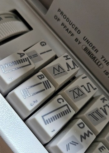 PFAFF Tipmatic 1147 Dikiş Makinesi - Görsel 6