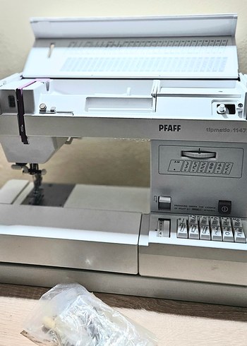 PFAFF Tipmatic 1147 Dikiş Makinesi - Görsel 2