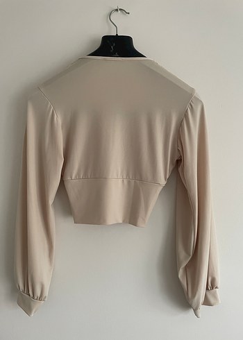 Femme Büzgülü V Yaka Bej Bluz - Görsel 3