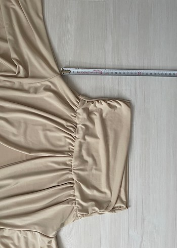 Femme Büzgülü V Yaka Bej Bluz - Görsel 5