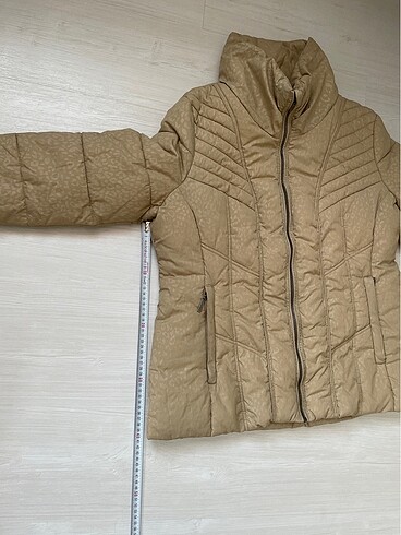 44 Beden Bej Şişme Mont