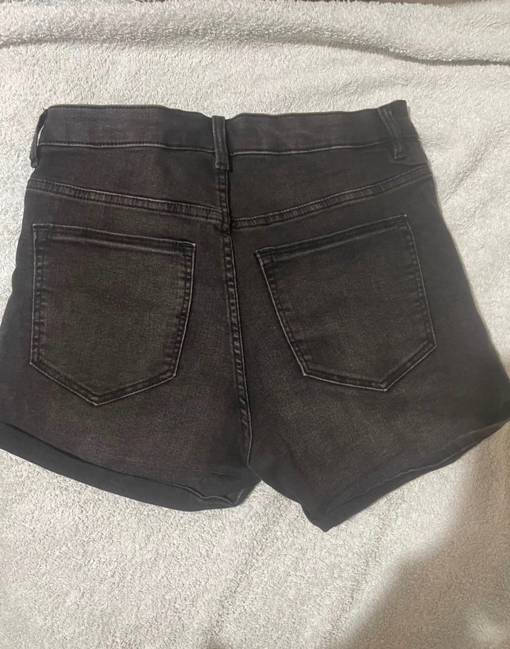 Hm şort - Görsel 2