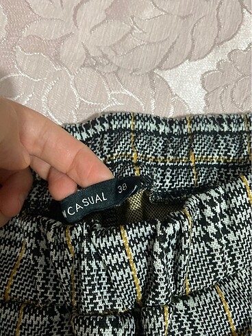 Beli lastikli ekose pantolon - Görsel 2