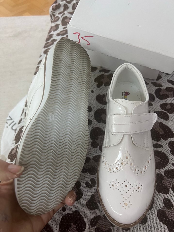 Beyaz Erkek Çocuk Klasik Kemerli Ayakkabı - Görsel 2