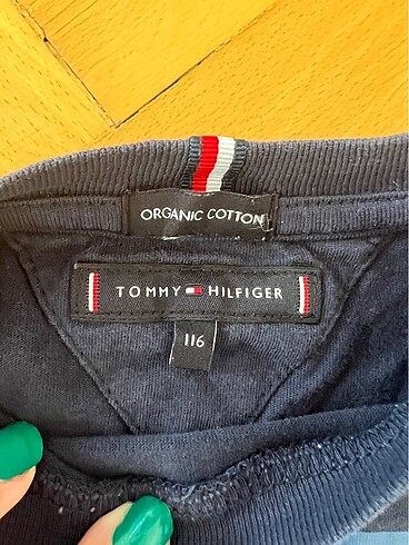 6 Yaş Beden lacivert Renk lacivert tommy Hillfiger tişört